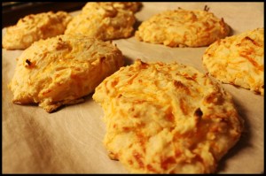 Rip off Cheddar Bay Biscuits by Damn Delicious