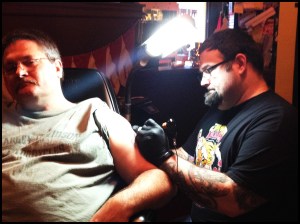 Chuck getting worked on by Robert Jarrett at 2 Ton Gallery in Kingsport, TN