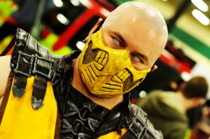 Mortal Kombat's Scorpion cosplay